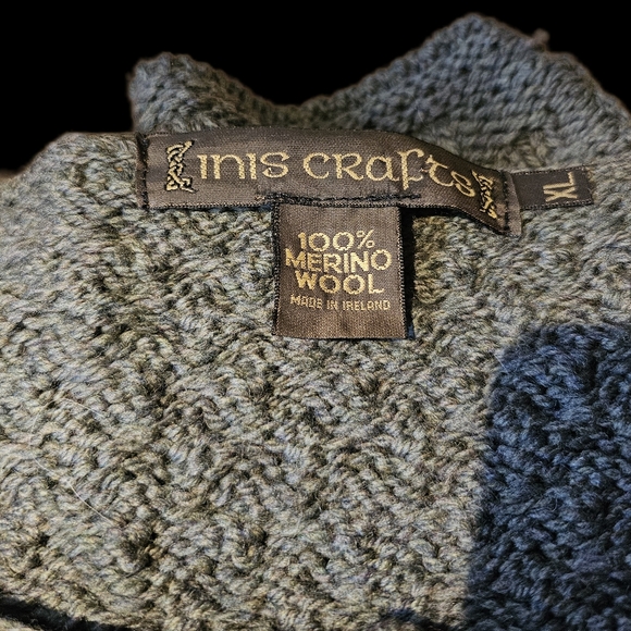 Inis Crafts Wool 100% Merino wool - Cable knit sweater EUC - Picture 3 of 5